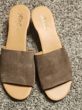 rebels Brown Suede Slide Sandals